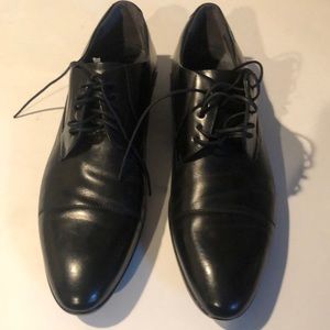 Hugo boss casual Derby wore once